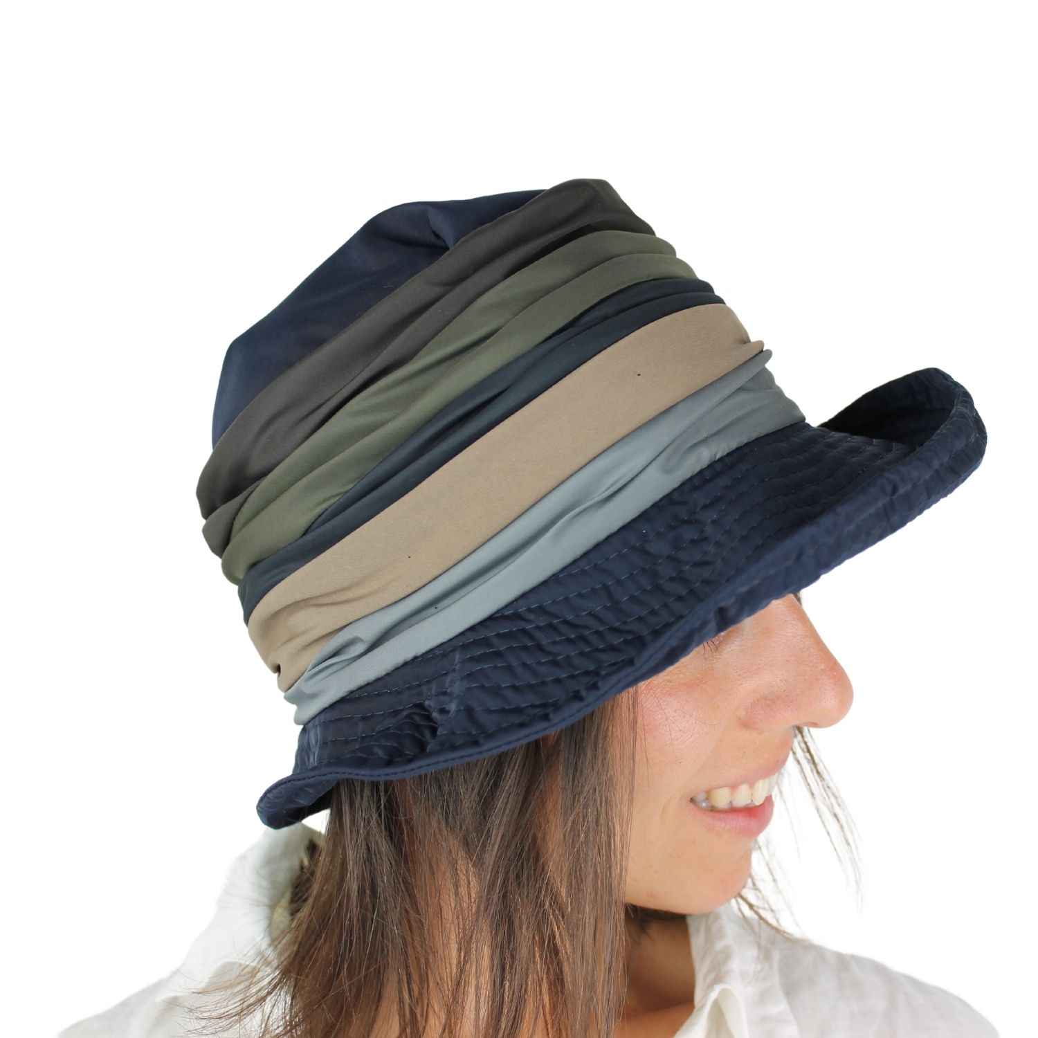 cappello-donna-marchio-grevi-colore-blu