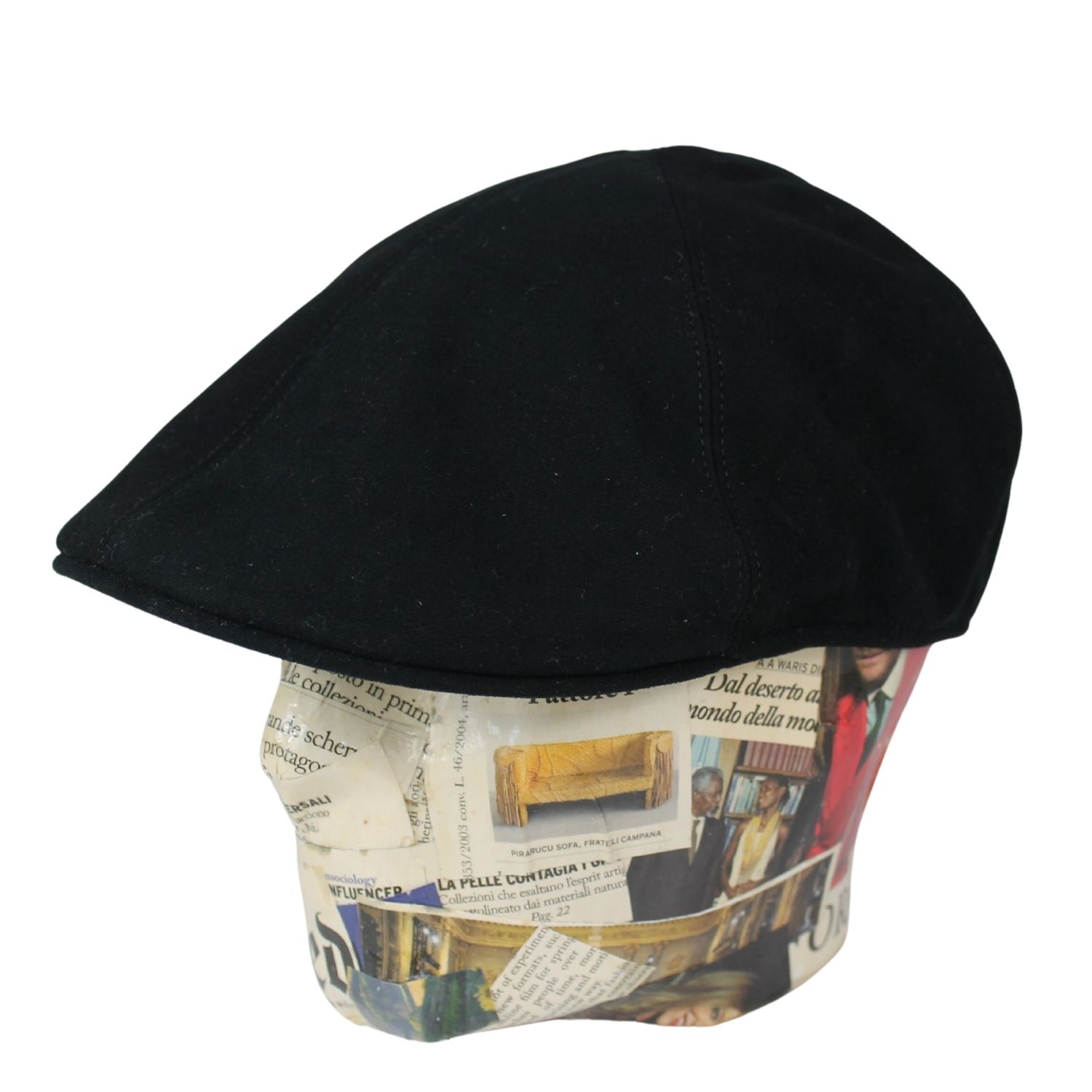 berretto-a-spicchi-da-uomo-in-fustagno-colore-nero