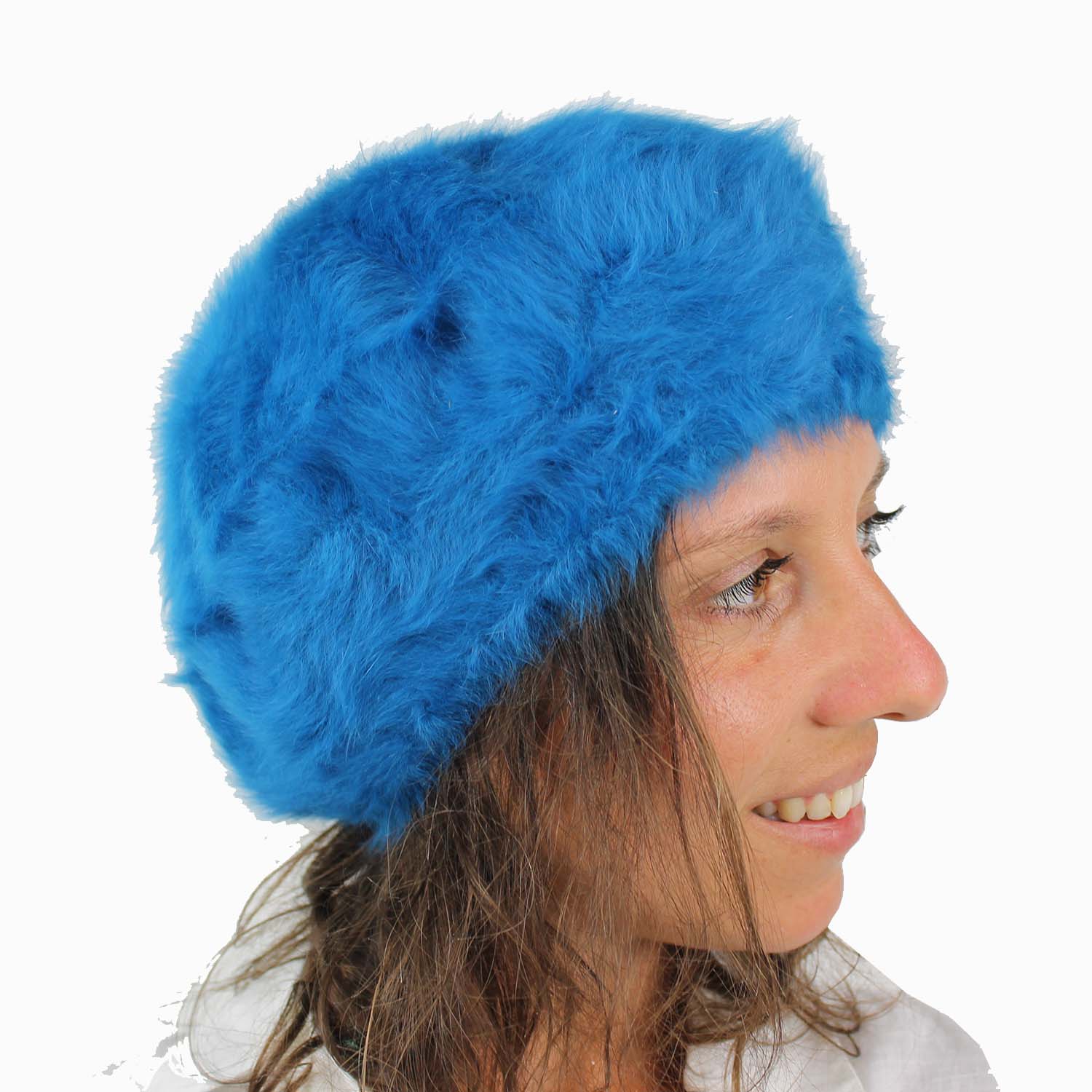 basco-da-donna-in-lana-angora-colore-azzurro