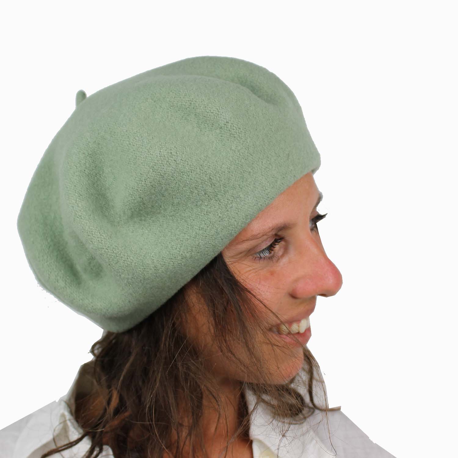 basco-donna-in-lana-colore-verde-salvia