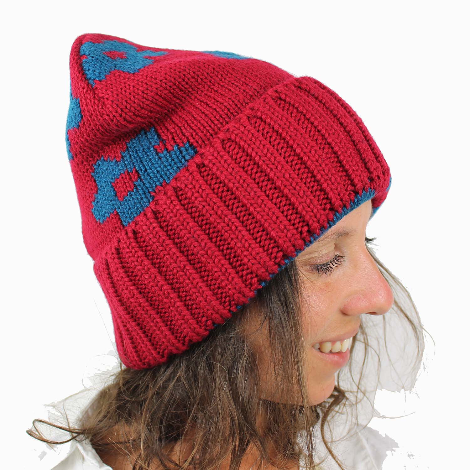 berretto-in-lana-maglia-da-donna-fantasia-fiore-colore-porpora-e-azzurro