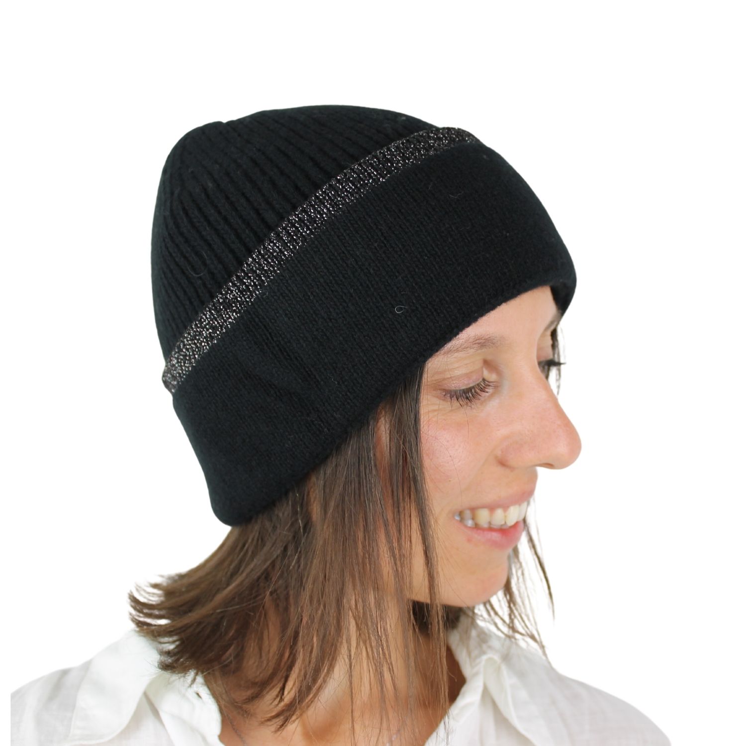 berretto-donna-in-lana-e-cashmere-colore-nero