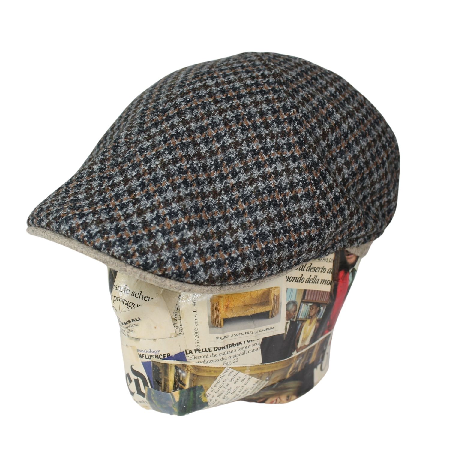 berretto-uomo-a-spicchi-in-tessuto-di-lana-fanasia-pied-de-poule-tortora
