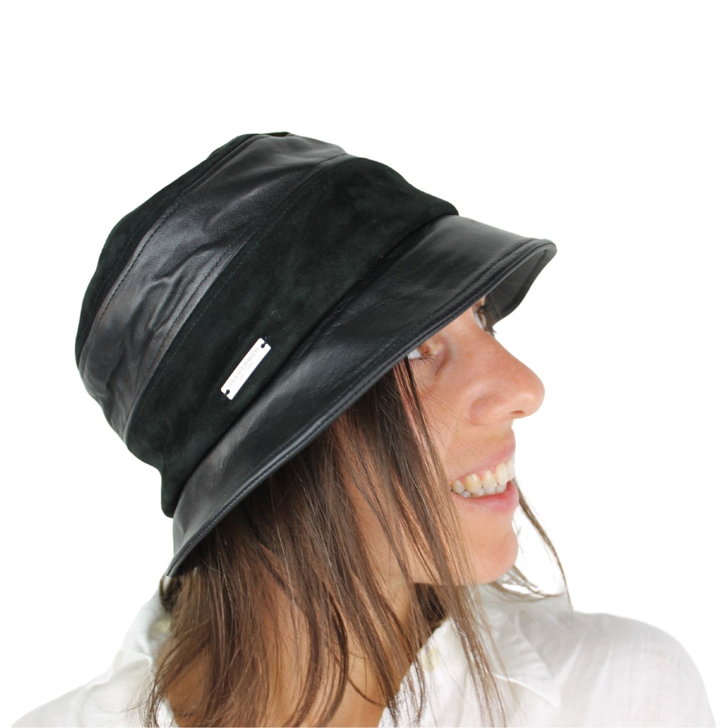 bucket-hat-da-donna-in-pelle-colore-nero