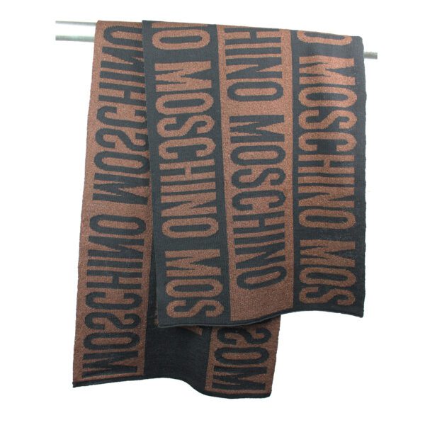 Sciarpa-Moschino-Scritte-Bronzo-Foto2