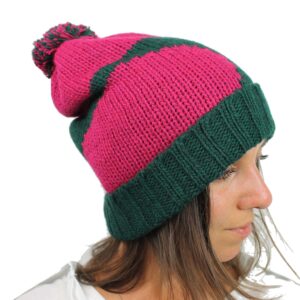 berretto-in-lana-modello-beanie-con-pon-pon
