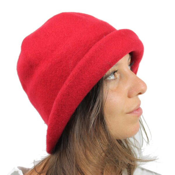 cappello clochard rosso C12JPG