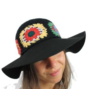 cappello-a-flada-larga-con-lavorazione-crochet-colore-nero
